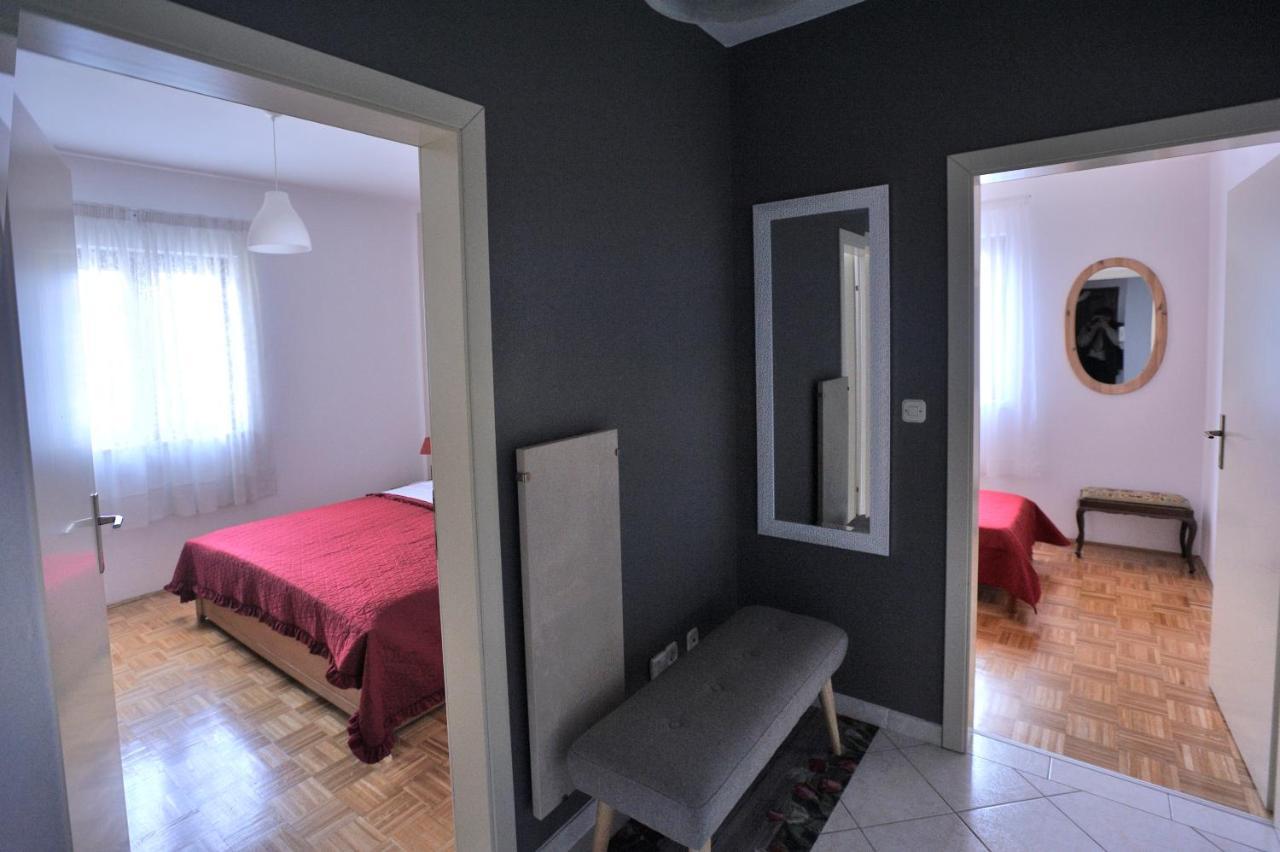 Apartment Vinja Porec - Privat Garden - Whirlpool Exterior foto