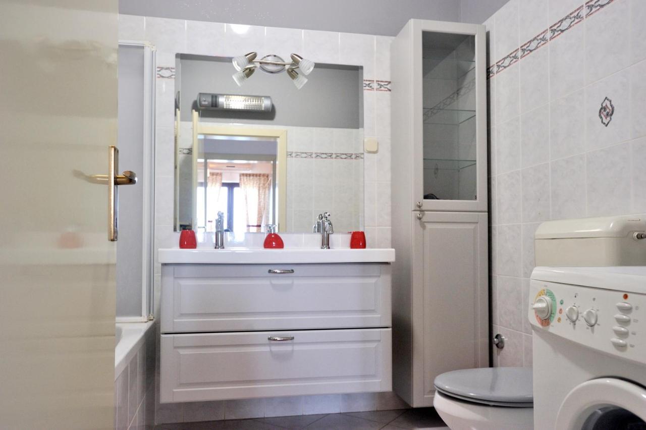 Apartment Vinja Porec - Privat Garden - Whirlpool Exterior foto