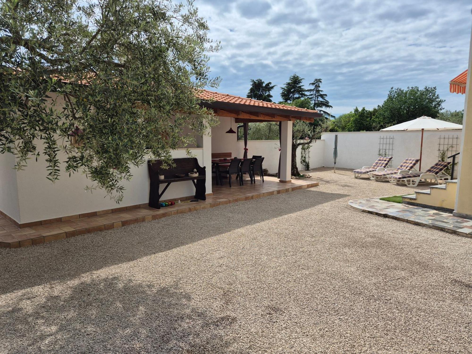 Apartment Vinja Porec - Privat Garden - Whirlpool Exterior foto